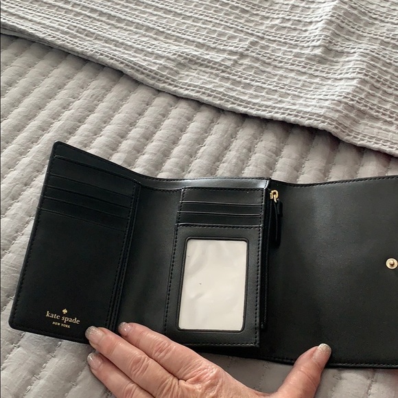 Kate Spade Wallet - Picture 2 of 3